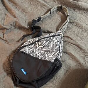 Kavu Geometric Black and White Sling Backpack